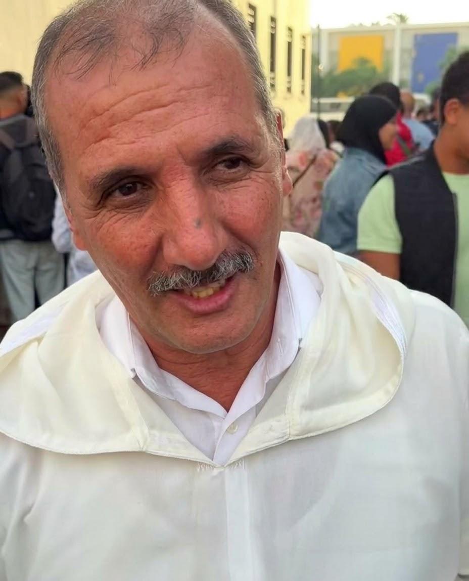 ضعف فويقر في شرح الخطاب الملكي يتسبب في موجة سخرية على مواقع التوصل الإجتماعي