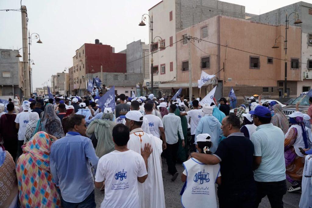 عشرات مناضلي البام ينسحبون من الحملة الانتخابية بدائرة القرية غفساي بسبب خطاب بنبرة عنصرية يكرس التمييز القبلي