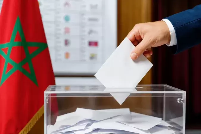 هل هناك أزمة ثقة وتواصل تبعد الشباب عن صناديق الاقتراع