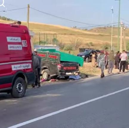 قتيلان و16 جريحاً في انقلاب سيارة لنقل العمال الفلاحيين بسيدي حرازم