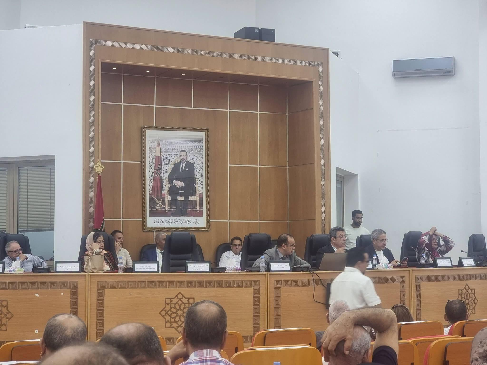 مجلس جماعة فاس يصادق على قانون داخلي لتسيير المركب الثقافي الحرية وتستبعد الأنشطة السياسية والنقابية بالمركب