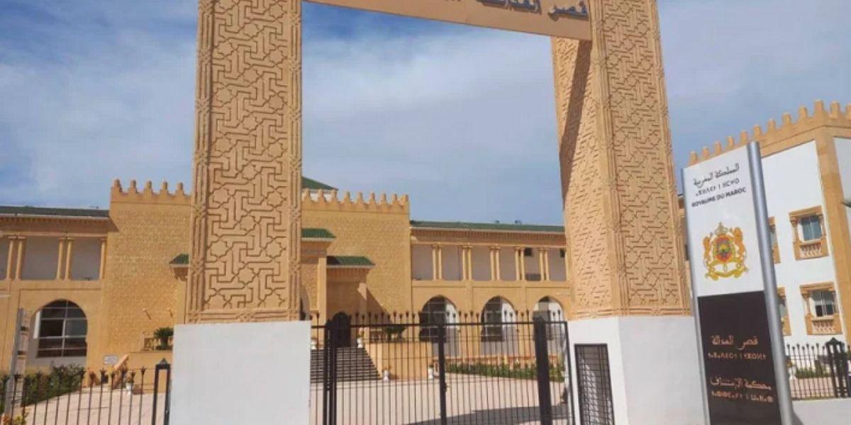 محاكمة 18 متهما في شبكة للتزوير وغسل الأموال بفاس بينهم رجال أعمال ومحاسبون