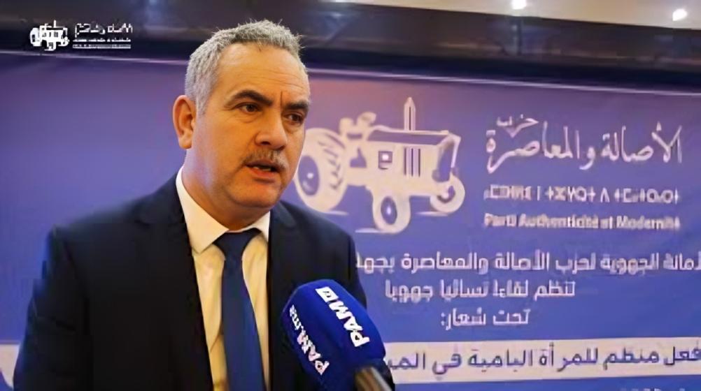 البامي حجيرة  يرد منفعلا  في بلاغ ويتهم جهات خفية وراء نشر الفتنة داخل حزبه..ومناضل بامي للعاصمة:" راه بقى بوحدو فتاونات"
