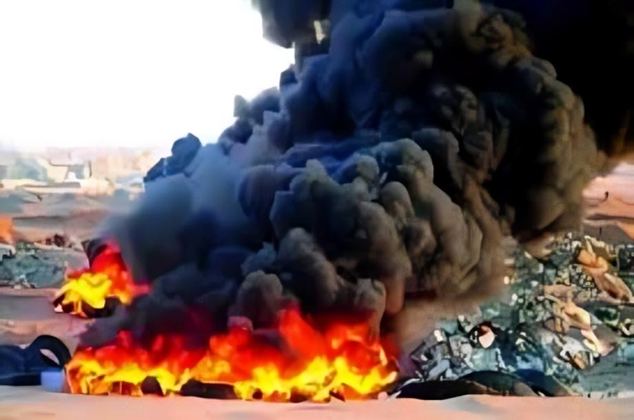 فاس..دخان النفايات ينغص حياة ساكنة تجزئة بناني بمقاطعة المرينيين  وسط صمت مريب للمسؤولين والمنتخبين