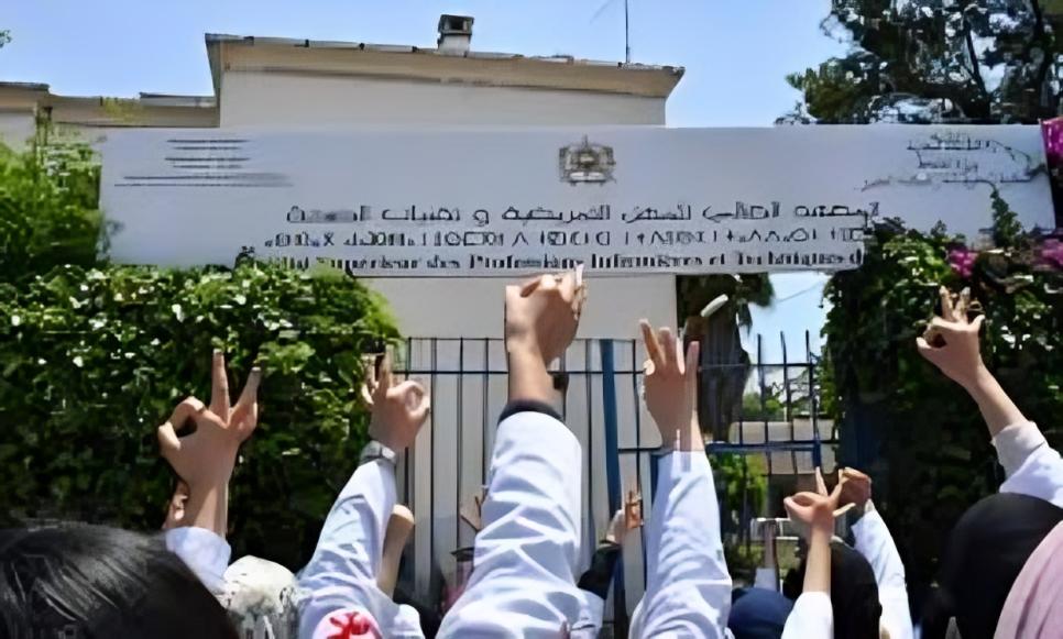 أساتذة المعاهد العليا للتمريض يستنكرون تهميش الكفاءات وخروقات في تدبير التكوين