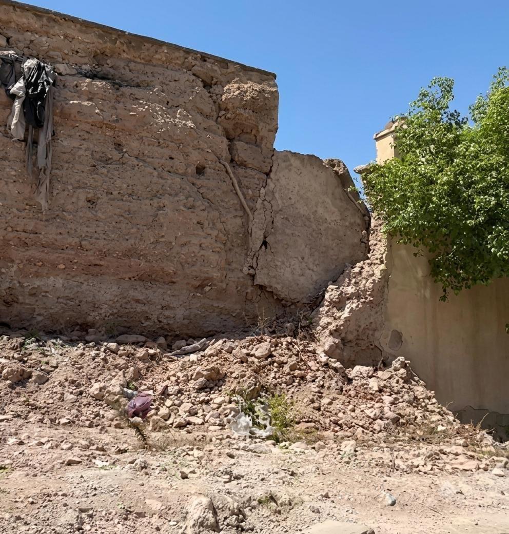 تهالك جزء من سور تاريخي حديث الترميم بباب الفتوح يُعيد سؤال الحكامة والجودة في ترميم المآثر التاريخية